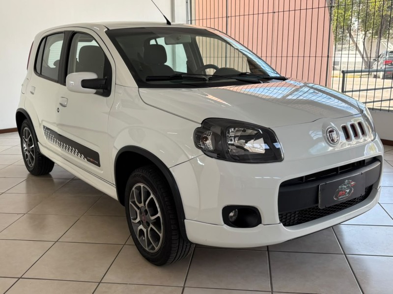 UNO 1.4 EVO SPORTING 8V FLEX 4P MANUAL - 2013 - BENTO GONçALVES