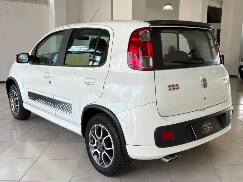UNO 1.4 EVO SPORTING 8V FLEX 4P MANUAL - 2013 - BENTO GONçALVES