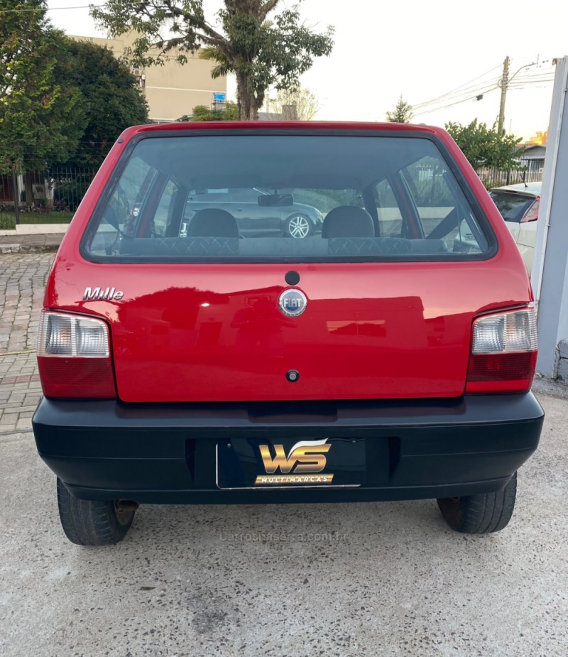UNO 1.0 MPI MILLE FIRE 8V GASOLINA 2P MANUAL - 2006 - VENâNCIO AIRES