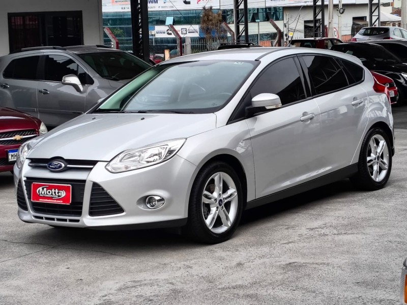 FOCUS 2.0 SE 16V FLEX 4P AUTOMÁTICO - 2014 - CAXIAS DO SUL