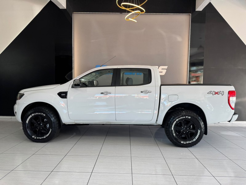 RANGER 2.0 XLS CD TURBO 4X4 DIESEL 4P AUTOMÁTICO - 2017 - ESTâNCIA VELHA
