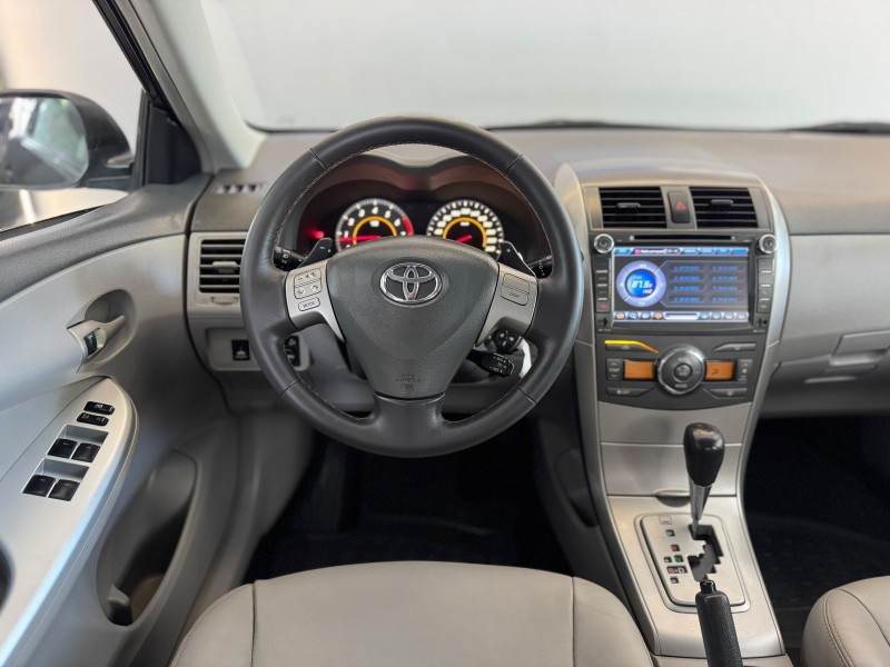 COROLLA 2.0 XEI 16V FLEX 4P AUTOMÁTICO - 2011 - ESTâNCIA VELHA