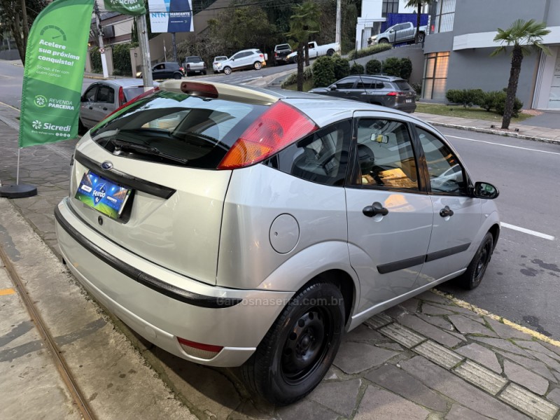 FOCUS 1.6 GLX 8V FLEX 4P MANUAL - 2007 - BENTO GONçALVES