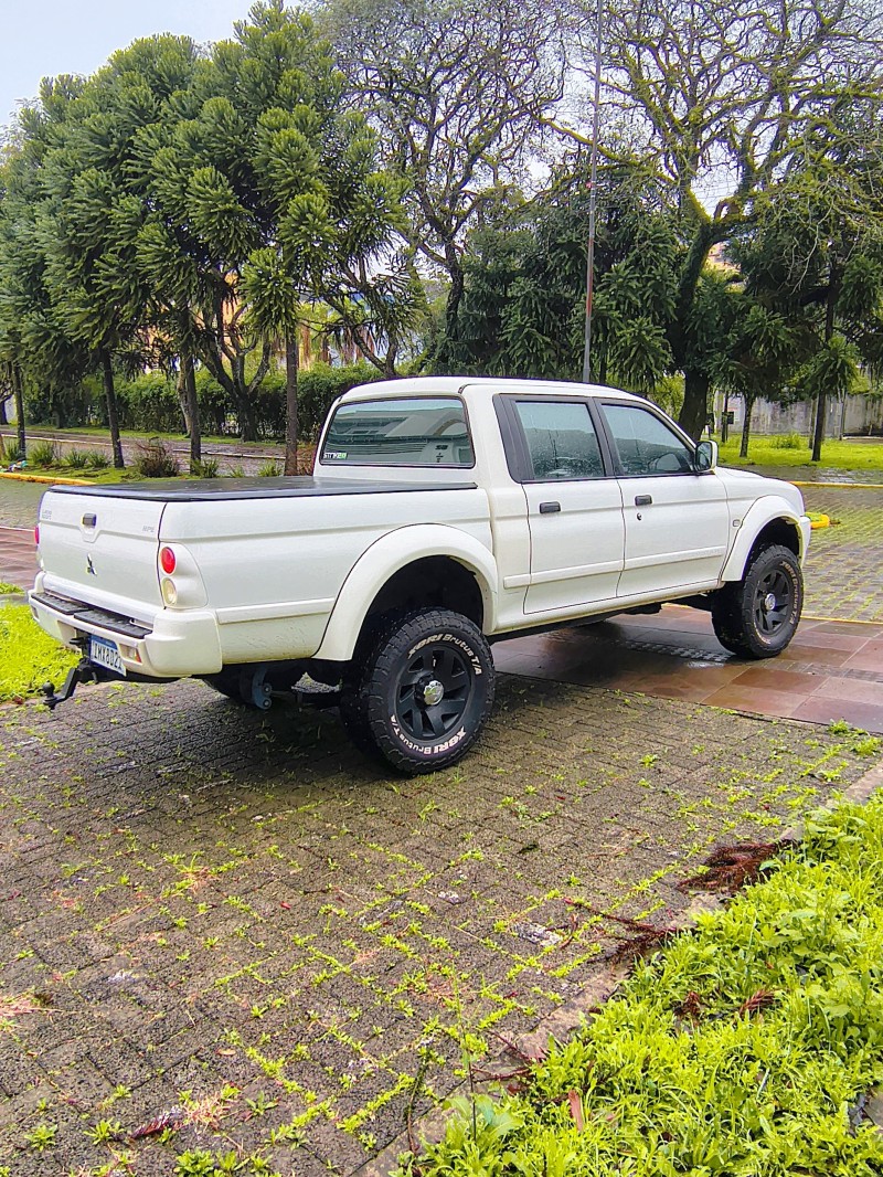 L200 2.5 GLS SPORT 4X4 CD 8V TURBO INTERCOOLER DIESEL 4P MANUAL - 2006 - FARROUPILHA