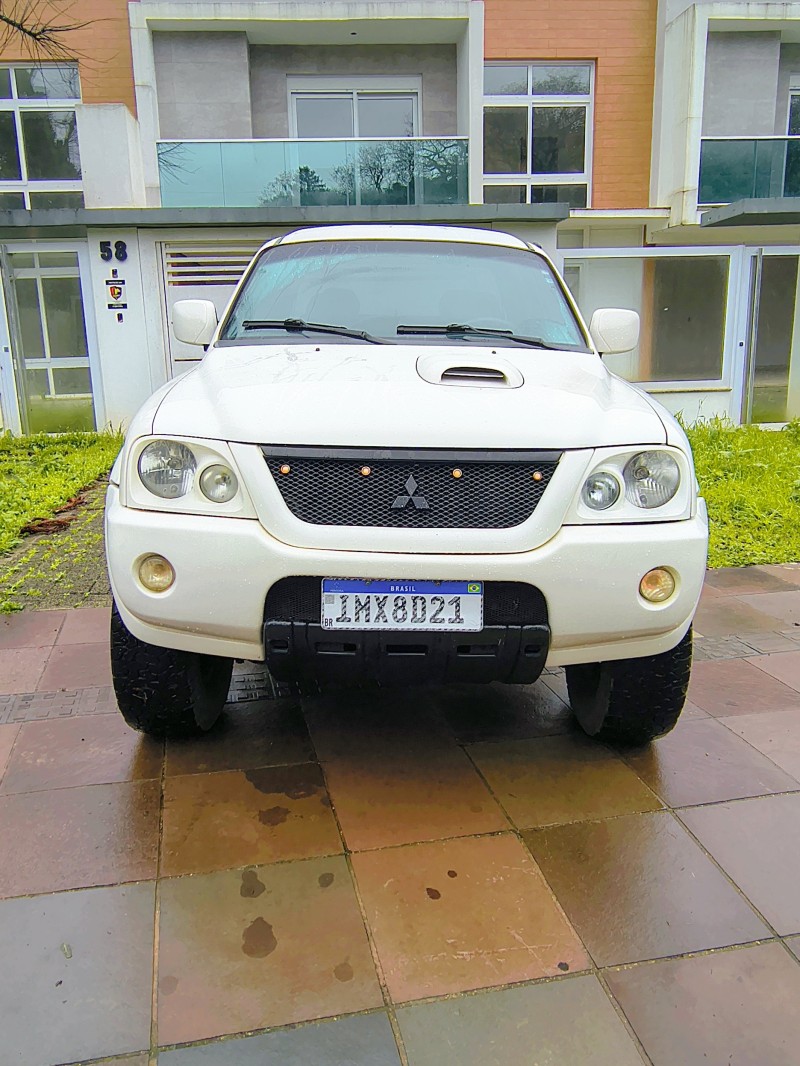 L200 2.5 GLS SPORT 4X4 CD 8V TURBO INTERCOOLER DIESEL 4P MANUAL - 2006 - FARROUPILHA