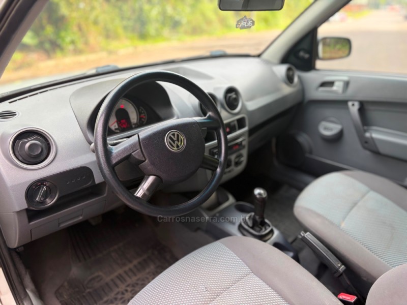 GOL 1.0 MI CITY 8V FLEX 2P MANUAL - 2014 - FELIZ