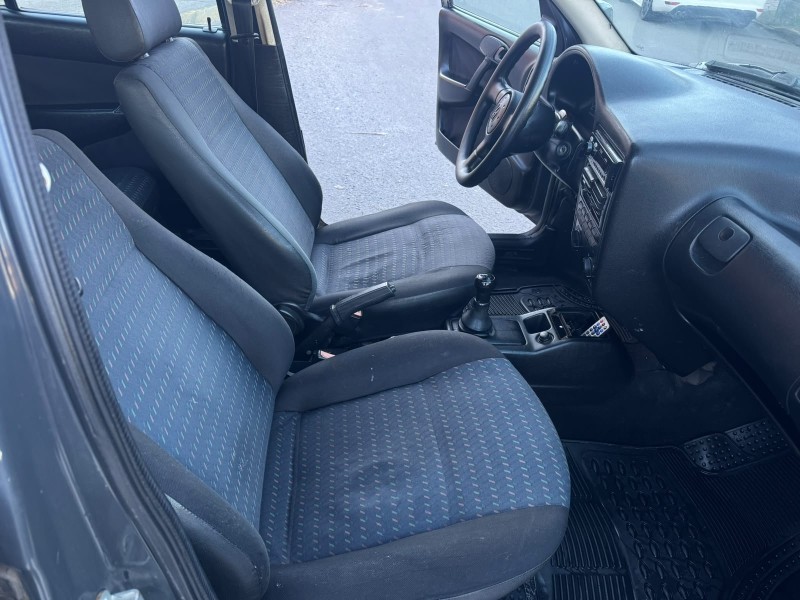 GOL 1.0 MI 8V FLEX 4P MANUAL - 2003 - CAXIAS DO SUL