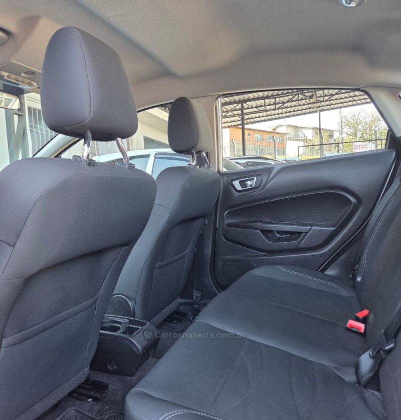 FIESTA 1.6 SE SEDAN 16V FLEX 4P MANUAL - 2016 - CAXIAS DO SUL