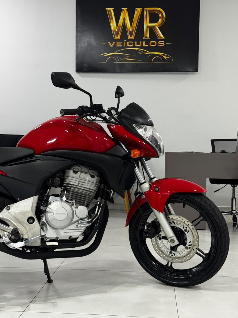 CB 300R ABS - 2010 - BENTO GONçALVES