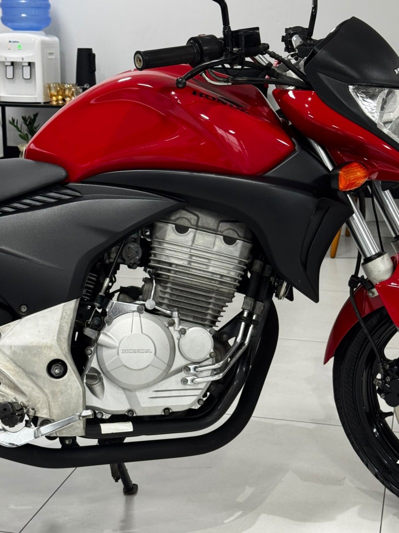 CB 300R ABS - 2010 - BENTO GONçALVES