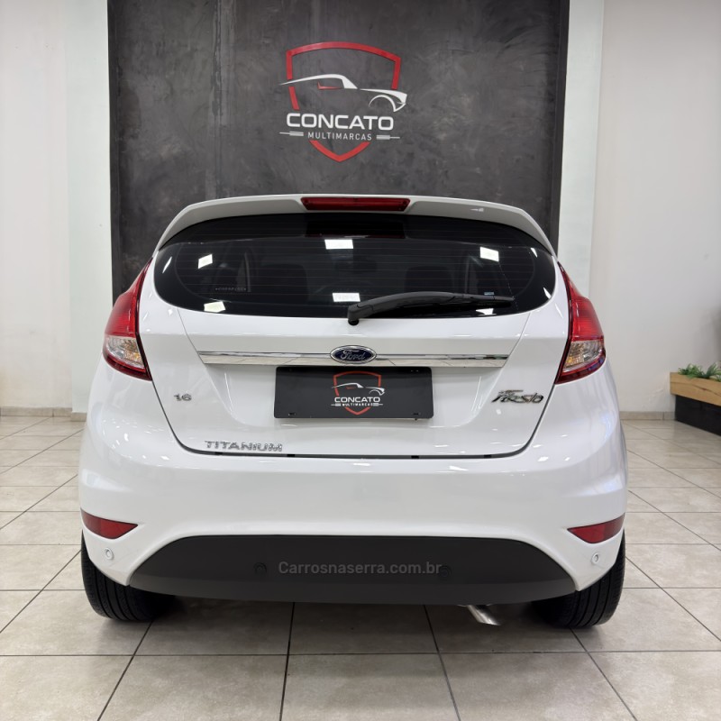 FIESTA 1.6 TITANIUM HATCH 16V FLEX 4P AUTOMÁTICO - 2014 - FARROUPILHA