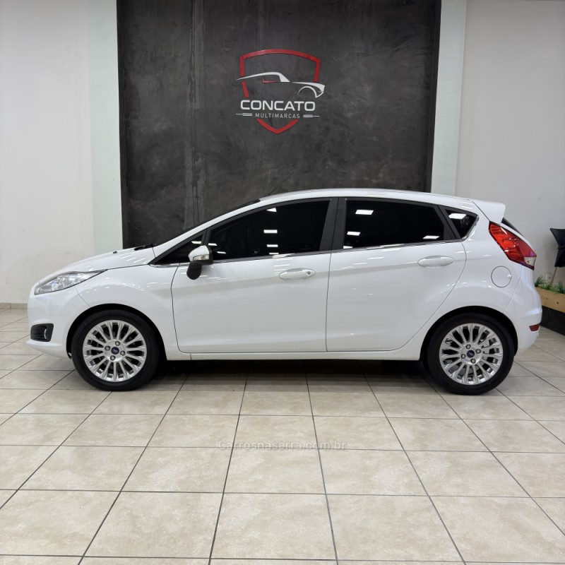 FIESTA 1.6 TITANIUM HATCH 16V FLEX 4P AUTOMÁTICO - 2014 - FARROUPILHA