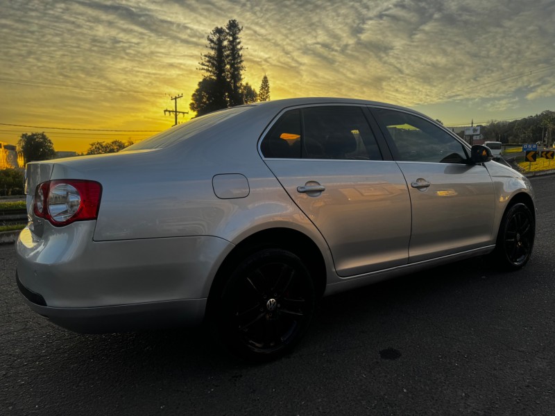 JETTA 2.5 I 20V 150CV GASOLINA 4P TIPTRONIC - 2009 - DOIS IRMãOS