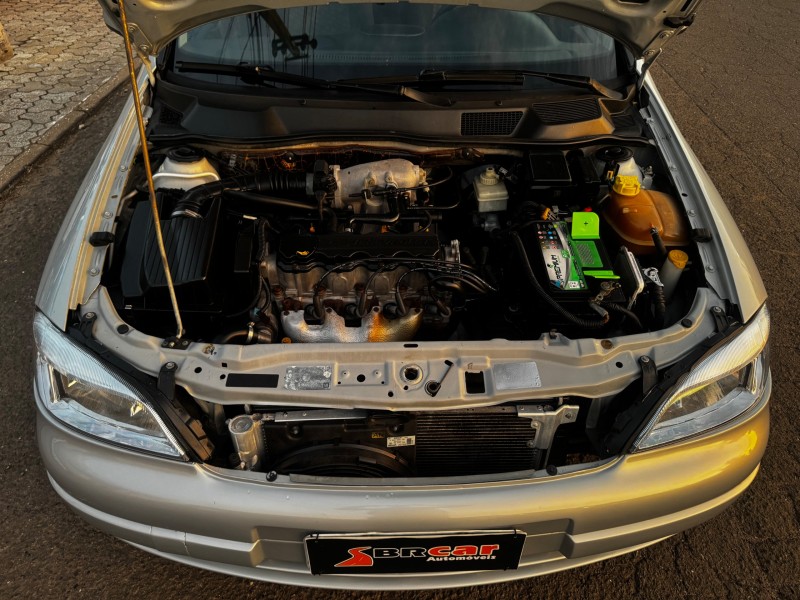 ASTRA 1.8 MPFI GL 8V GASOLINA 2P MANUAL - 2001 - DOIS IRMãOS