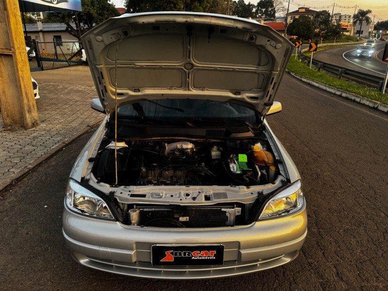 ASTRA 1.8 MPFI GL 8V GASOLINA 2P MANUAL - 2001 - DOIS IRMãOS