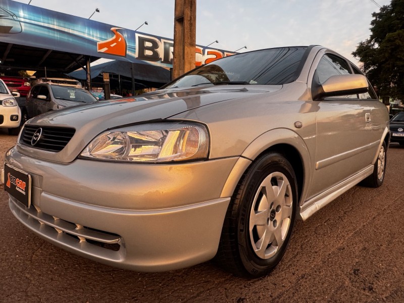 astra 1.8 mpfi gl 8v gasolina 2p manual 2001 dois irmaos