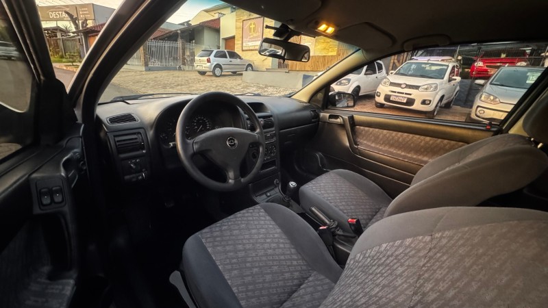 ASTRA 1.8 MPFI GL 8V GASOLINA 2P MANUAL - 2001 - DOIS IRMãOS