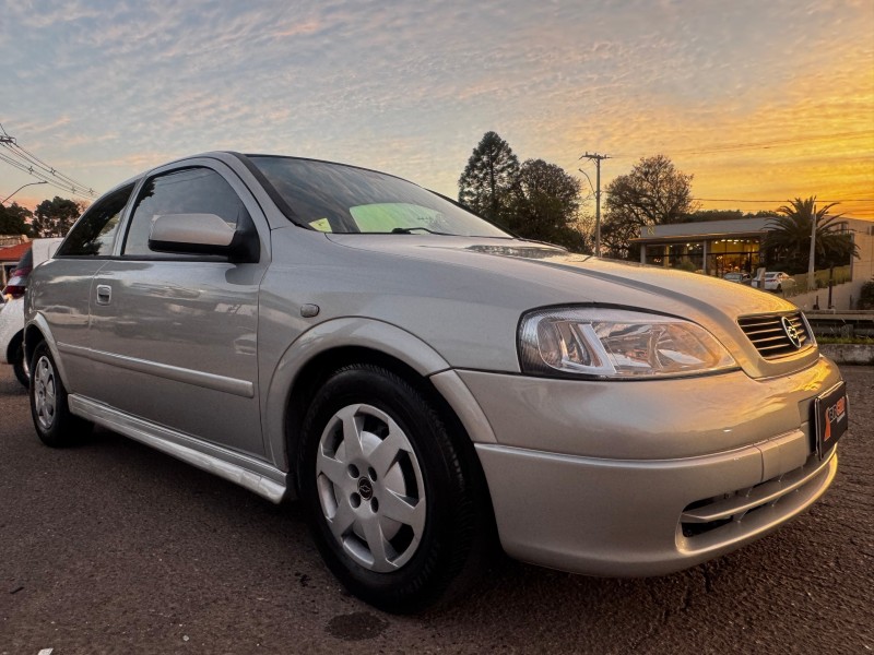 ASTRA 1.8 MPFI GL 8V GASOLINA 2P MANUAL - 2001 - DOIS IRMãOS