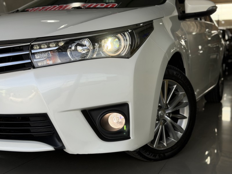 COROLLA 2.0 ALTIS 16V FLEX 4P AUTOMÁTICO - 2016 - CAXIAS DO SUL