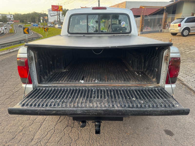 RANGER 2.5 XLT 4X2 CD 16V FLEX 4P MANUAL - 2000 - DOIS IRMãOS