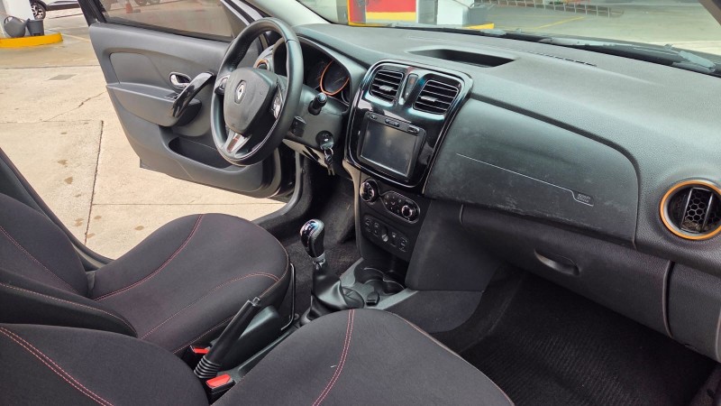 SANDERO 1.6 STEPWAY 16V FLEX 4P MANUAL - 2017 - CAXIAS DO SUL