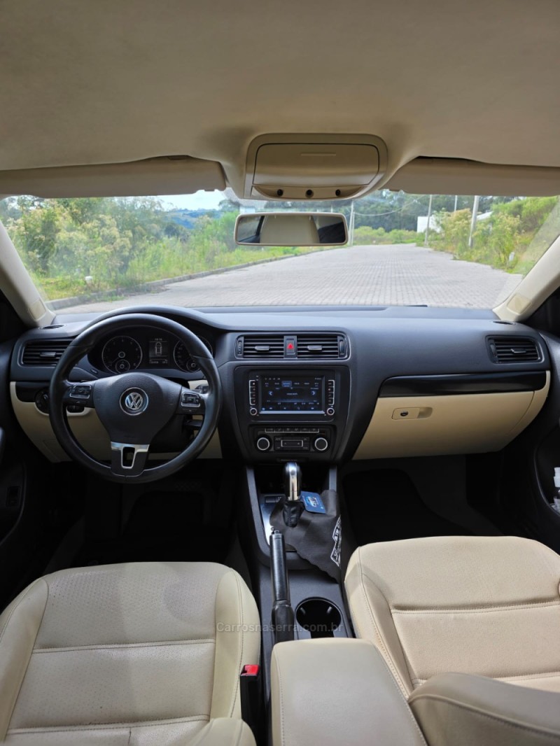 JETTA 2.0 COMFORTLINE FLEX 4P TIPTRONIC - 2012 - BENTO GONçALVES