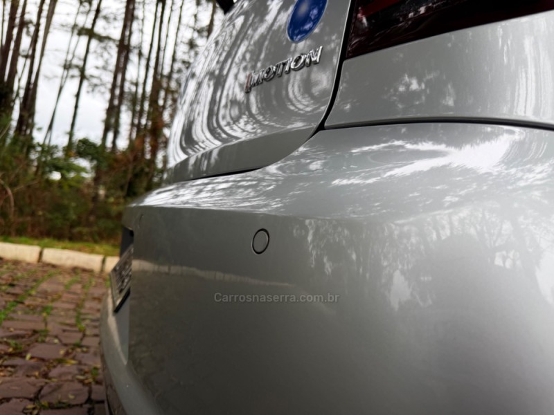 FOX 1.6 MI PRIME 8V FLEX 4P AUTOMATIZADO - 2010 - NOVA PRATA