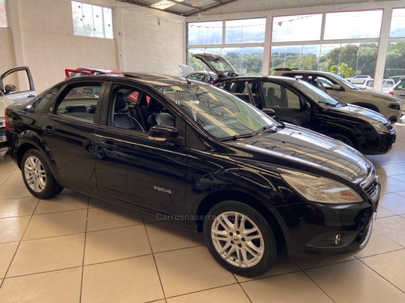 focus 2.0 ghia 16v flex 4p automatico 2009 nova prata
