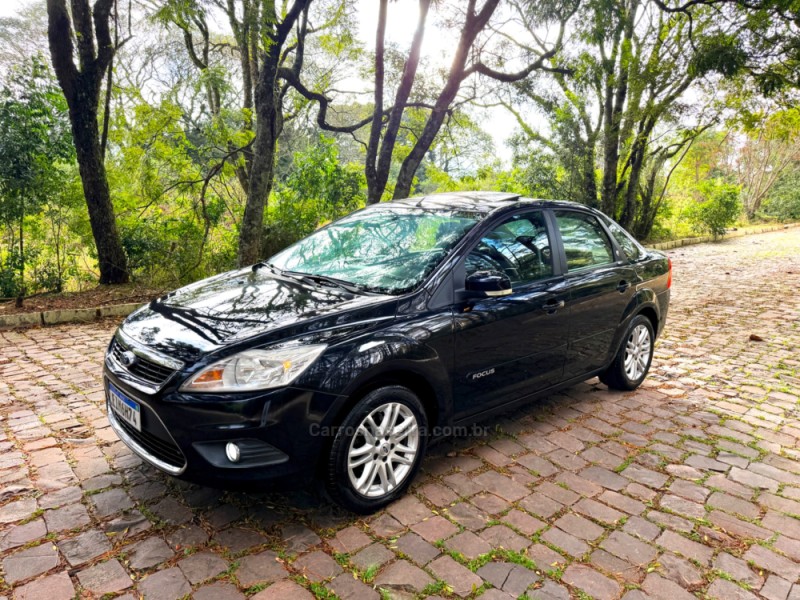 focus 2.0 ghia 16v flex 4p automatico 2009 nova prata