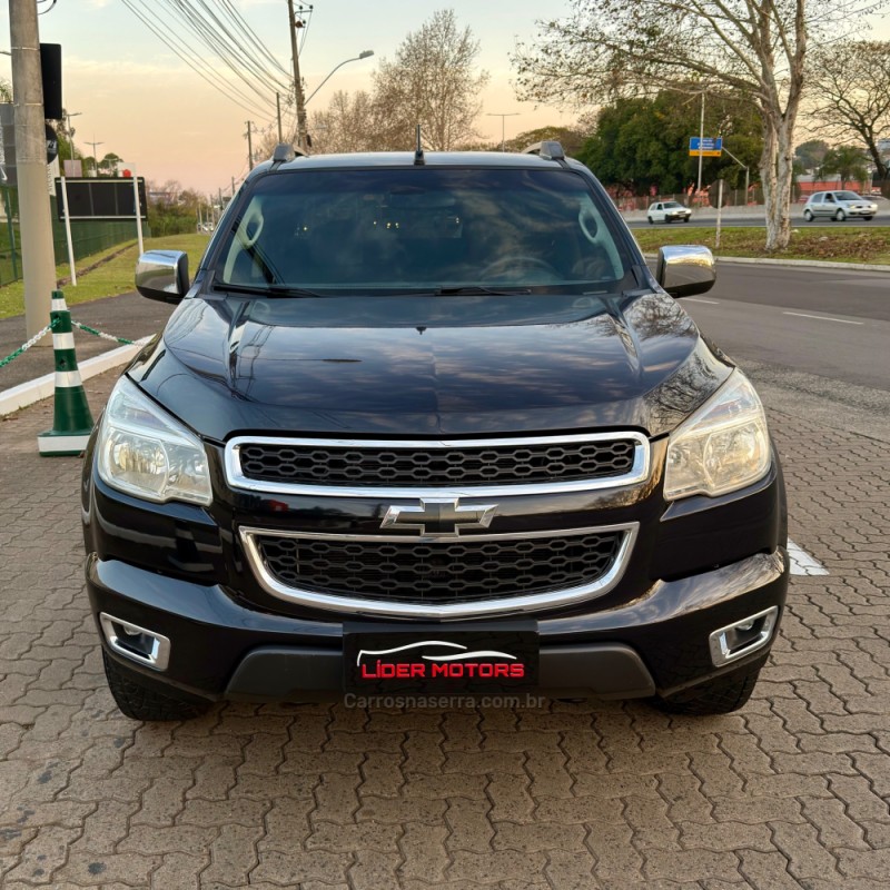 S10 2.4 LS 4X2 CD 8V FLEX 4P MANUAL - 2013 - ESTâNCIA VELHA
