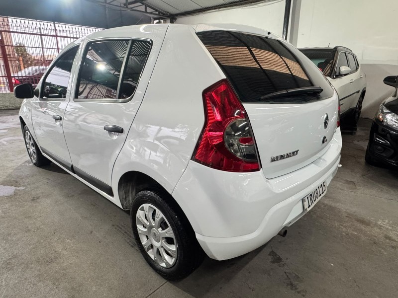 SANDERO 1.0 EXPRESSION 16V FLEX 4P MANUAL - 2011 - CAXIAS DO SUL