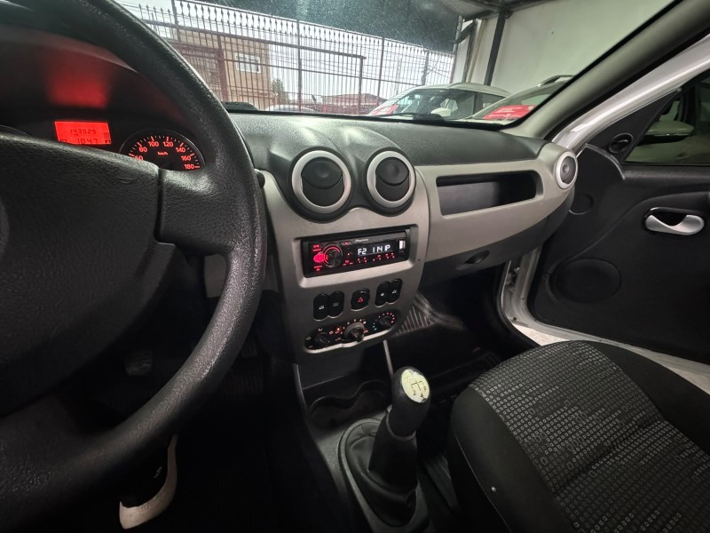 SANDERO 1.0 EXPRESSION 16V FLEX 4P MANUAL - 2011 - CAXIAS DO SUL