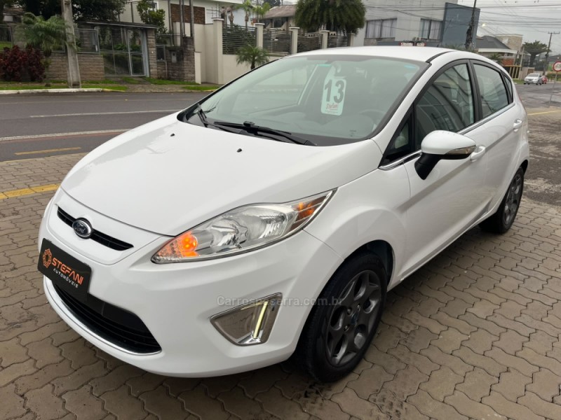 fiesta 1.6 se hatch 16v flex 4p manual 2013 feliz
