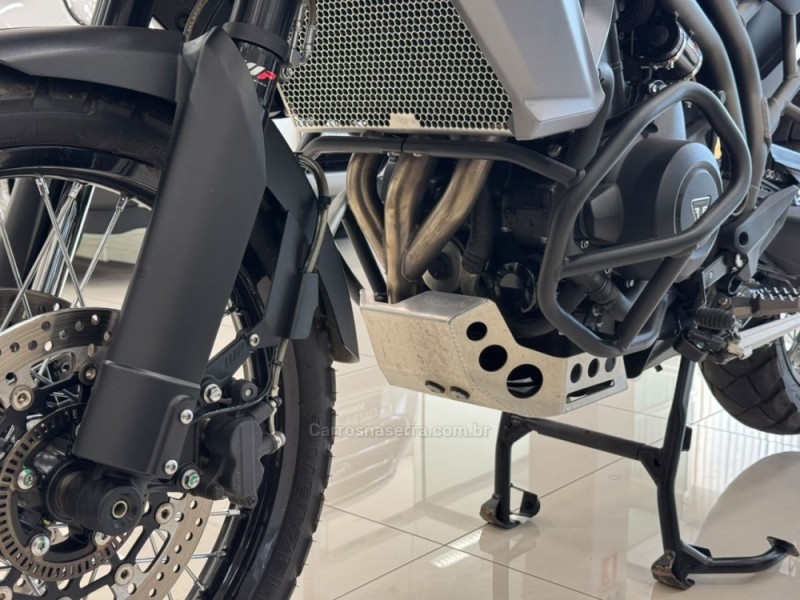 TIGER 800 XCA  - 2018 - VERANóPOLIS