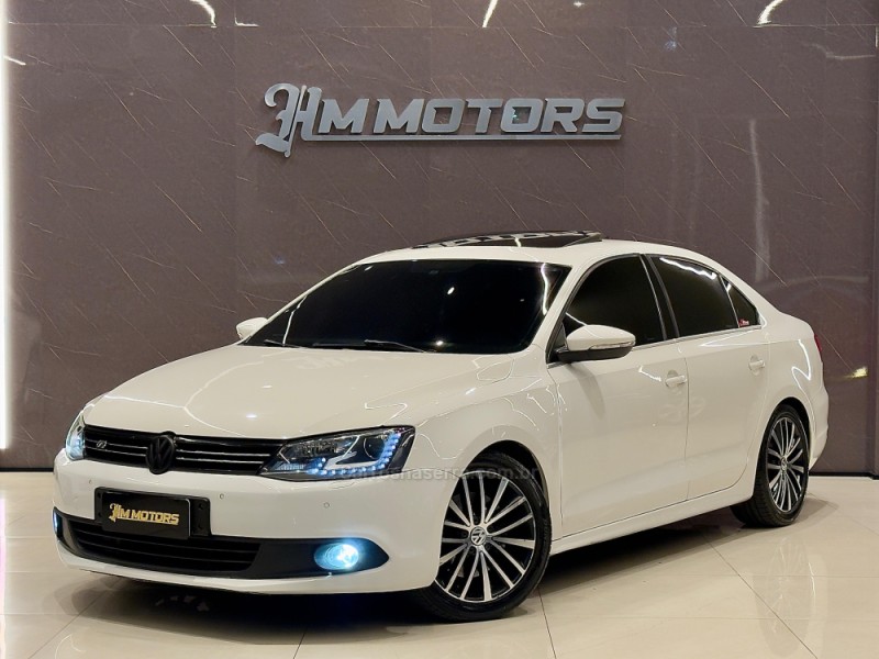 jetta 2.0 tsi highline 211cv gasolina 4p tiptronic 2013 caxias do sul