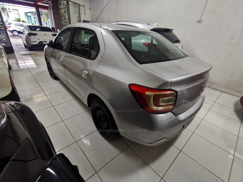 LOGAN 1.0 EXPRESSION 16V FLEX 4P MANUAL - 2016 - SãO SEBASTIãO DO CAí