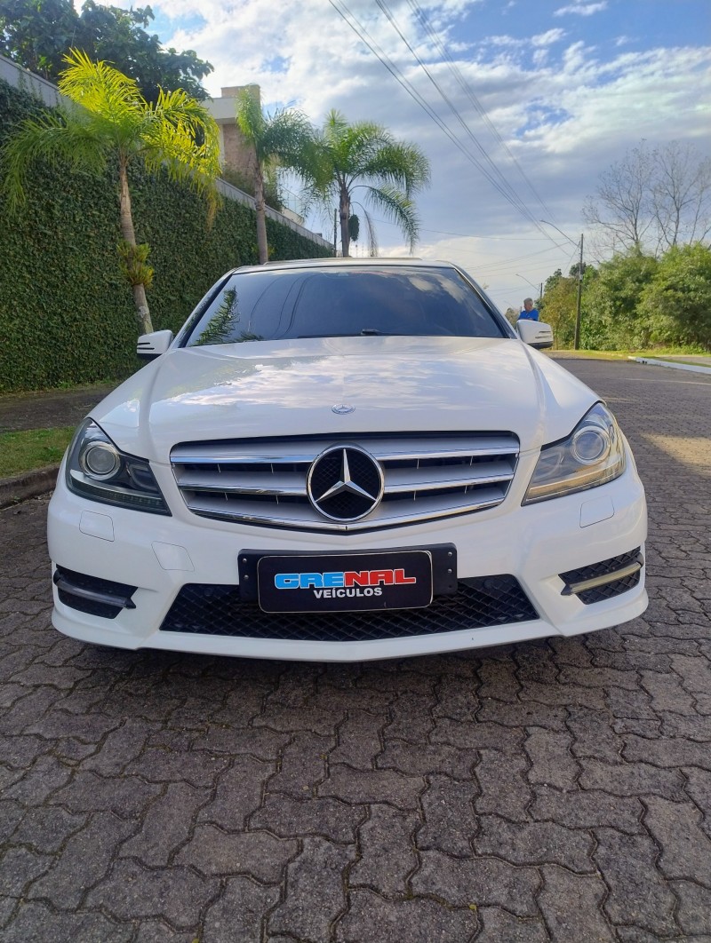 C 200 1.8 CGI TURBO SPORT 16V GASOLINA 4P AUTOMÁTICO - 2014 - CAMPO BOM