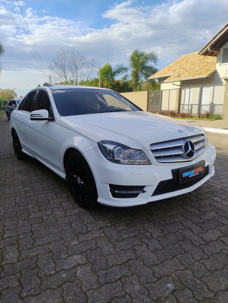 C 200 1.8 CGI TURBO SPORT 16V GASOLINA 4P AUTOMÁTICO - 2014 - CAMPO BOM