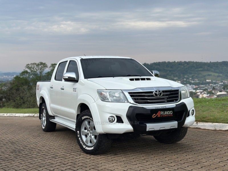 hilux 3.0 srv 4x4 cd 16v turbo intercooler diesel 4p automatico 2014 parobe