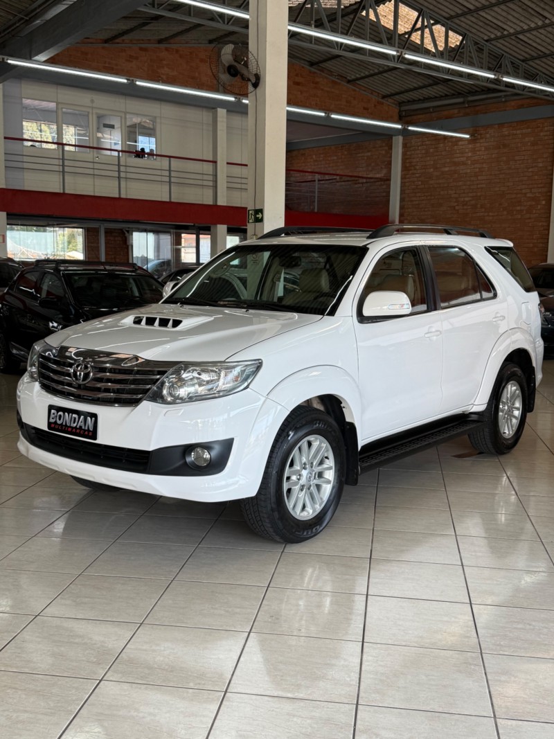 hilux sw4 3.0 srv 4x4 7 lugares 16v turbo intercooler diesel 4p automatico 2013 farroupilha