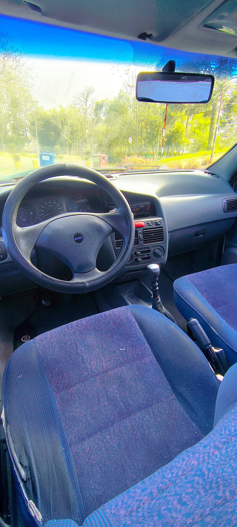 PALIO 1.0 MPI ELX 500 ANOS 8V GASOLINA 4P MANUAL - 2000 - FARROUPILHA