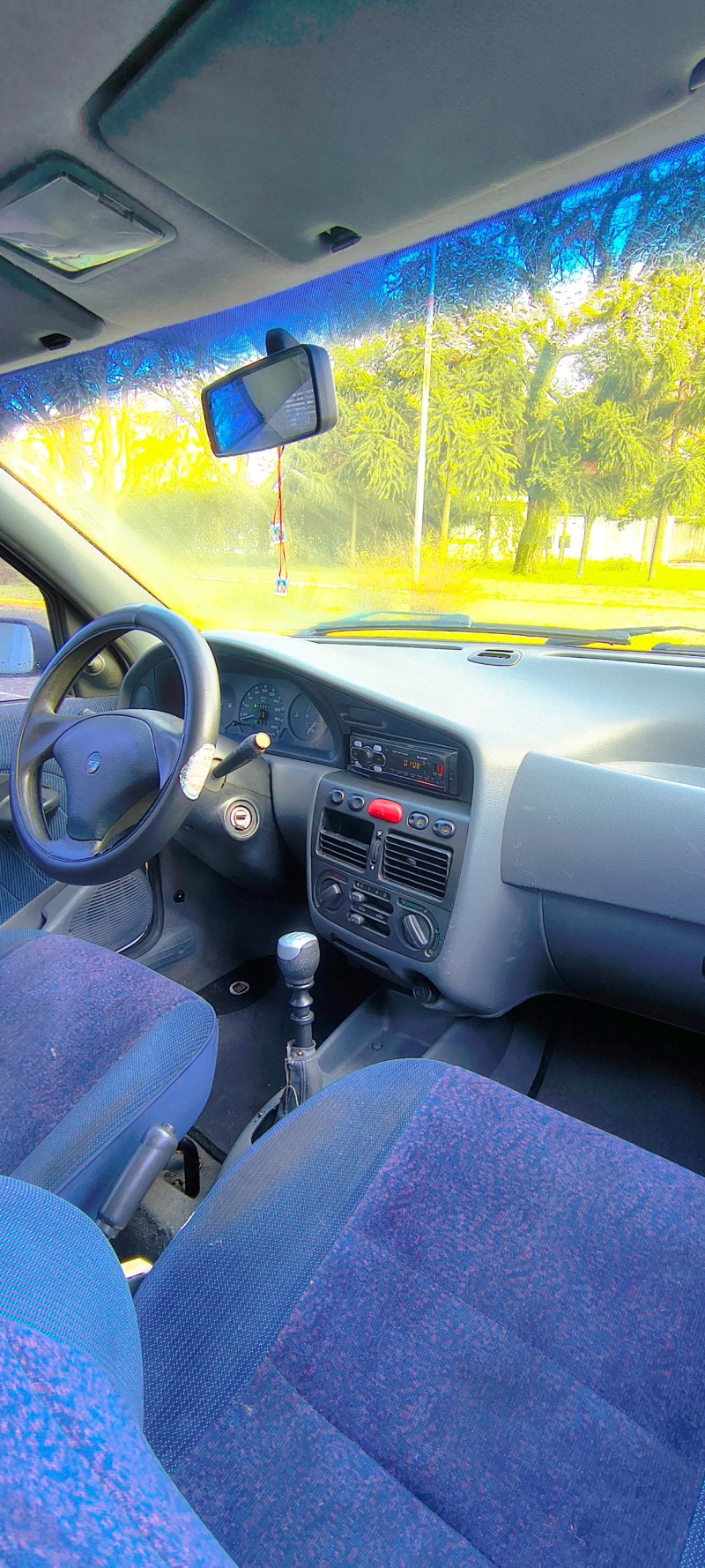 PALIO 1.0 MPI ELX 500 ANOS 8V GASOLINA 4P MANUAL - 2000 - FARROUPILHA