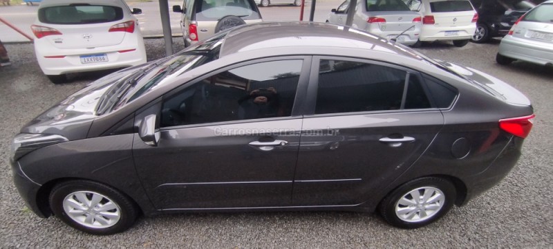 HB20S 1.6 COMFORT STYLE 16V FLEX 4P MANUAL - 2015 - FARROUPILHA