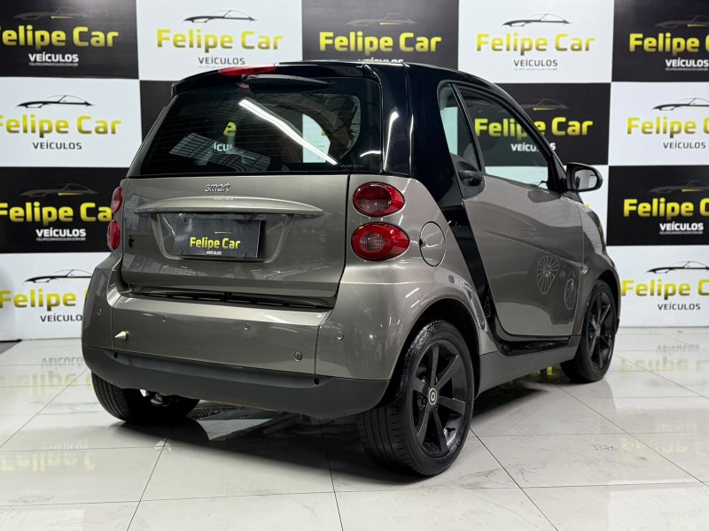 FORTWO 1.0 COUPÉ 3 CILINDROS 12V GASOLINA 2P AUTOMÁTICO - 2010 - CAXIAS DO SUL