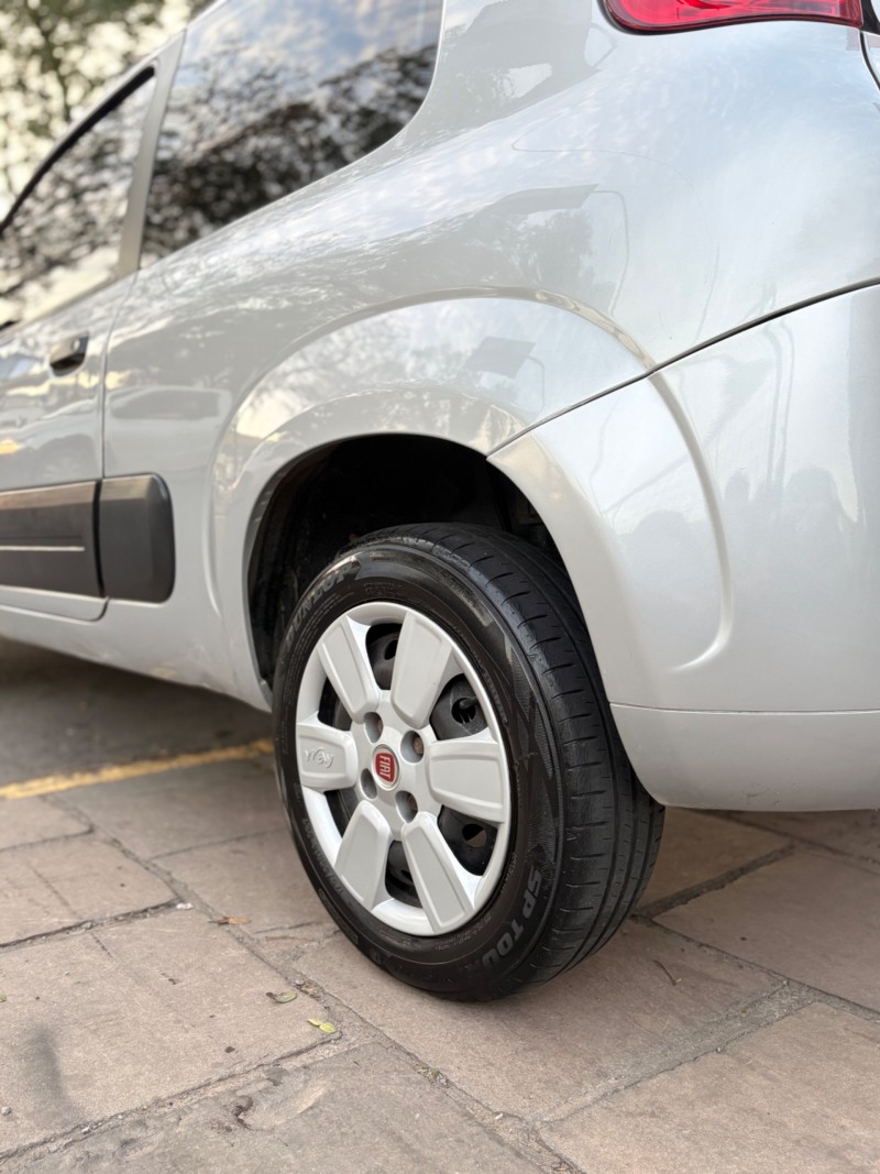 UNO 1.0 VIVACE 8V FLEX 2P MANUAL - 2015 - FARROUPILHA