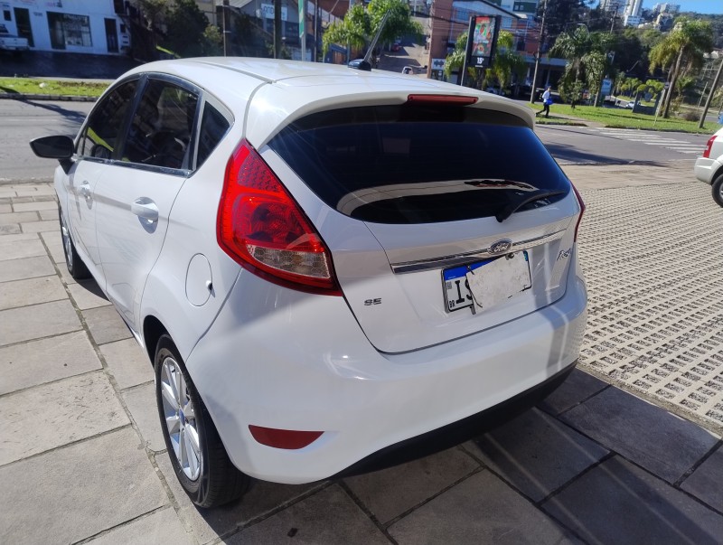 FIESTA 1.6 SE HATCH 16V FLEX 4P MANUAL - 2012 - CAXIAS DO SUL