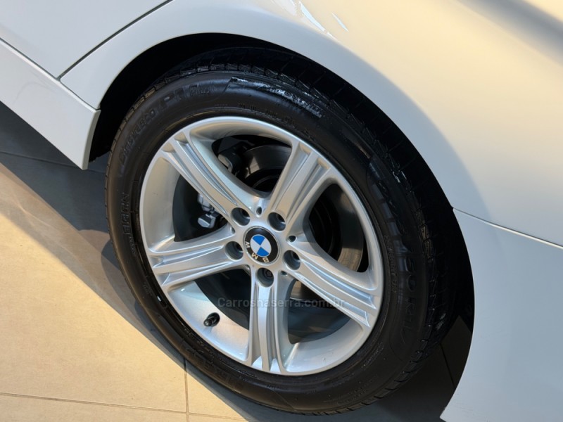 320I 2.0 16V TURBO ACTIVE FLEX 4P AUTOMÁTICO - 2015 - CAXIAS DO SUL