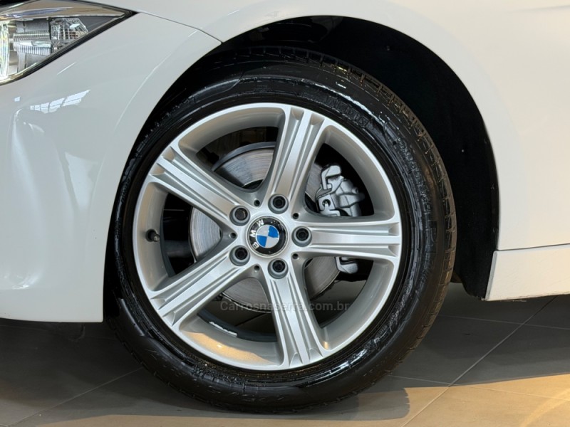 320I 2.0 16V TURBO ACTIVE FLEX 4P AUTOMÁTICO - 2015 - CAXIAS DO SUL