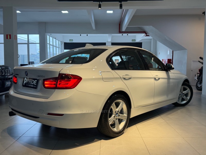 320I 2.0 16V TURBO ACTIVE FLEX 4P AUTOMÁTICO - 2015 - CAXIAS DO SUL