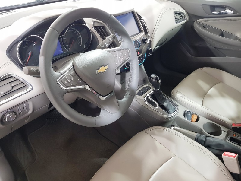 CRUZE 1.4 TURBO LTZ II SPORT HATCH 16V FLEX 4P AUTOMÁTICO - 2018 - CAXIAS DO SUL